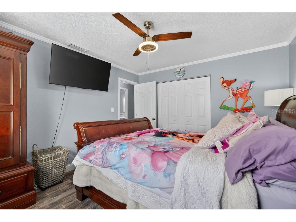 8276 91st Street Seminole FL 33777 TB8429471 image15