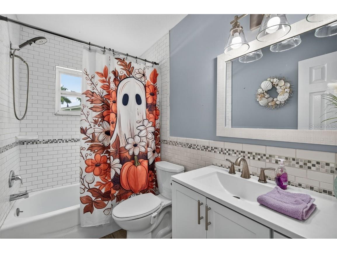 8276 91st Street Seminole FL 33777 TB8429471 image19