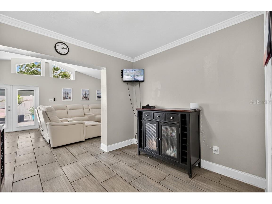 8276 91st Street Seminole FL 33777 TB8429471 image21