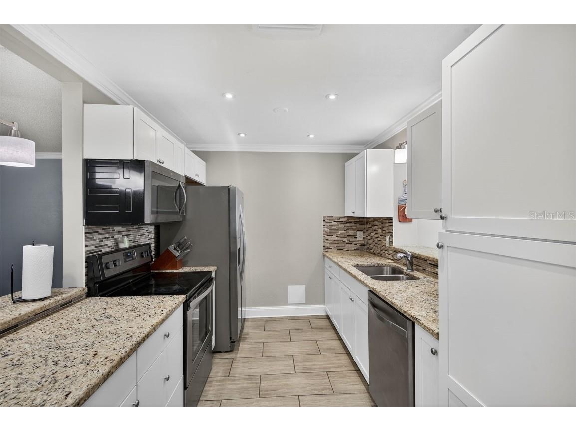 8276 91st Street Seminole FL 33777 TB8429471 image24