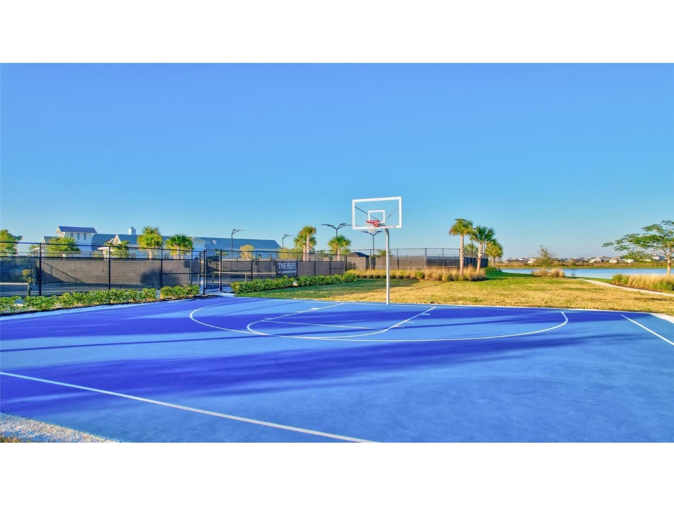 8276 Redonda Loop Bradenton FL 34202 A4656700 image83