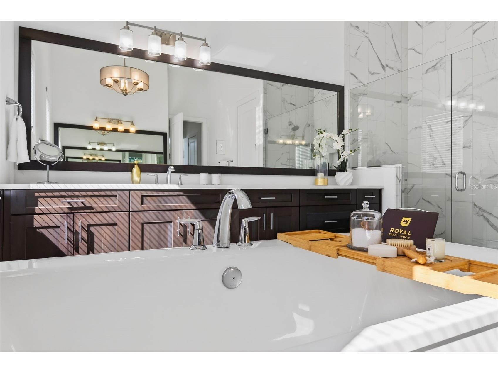 8276 Redonda Loop Lakewood Ranch FL 34202 A4679617 image56