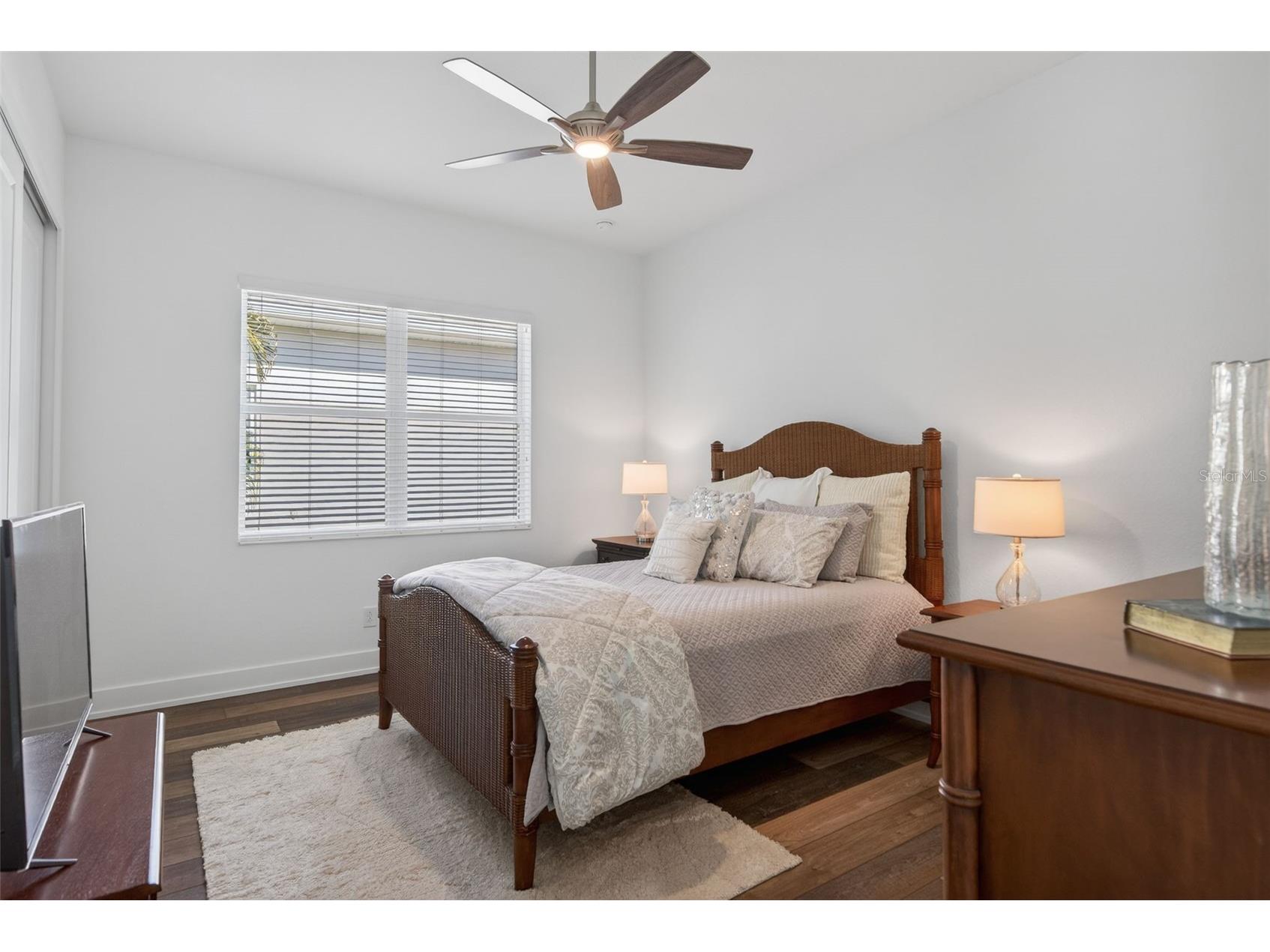 8276 Redonda Loop Lakewood Ranch FL 34202 A4679617 image62