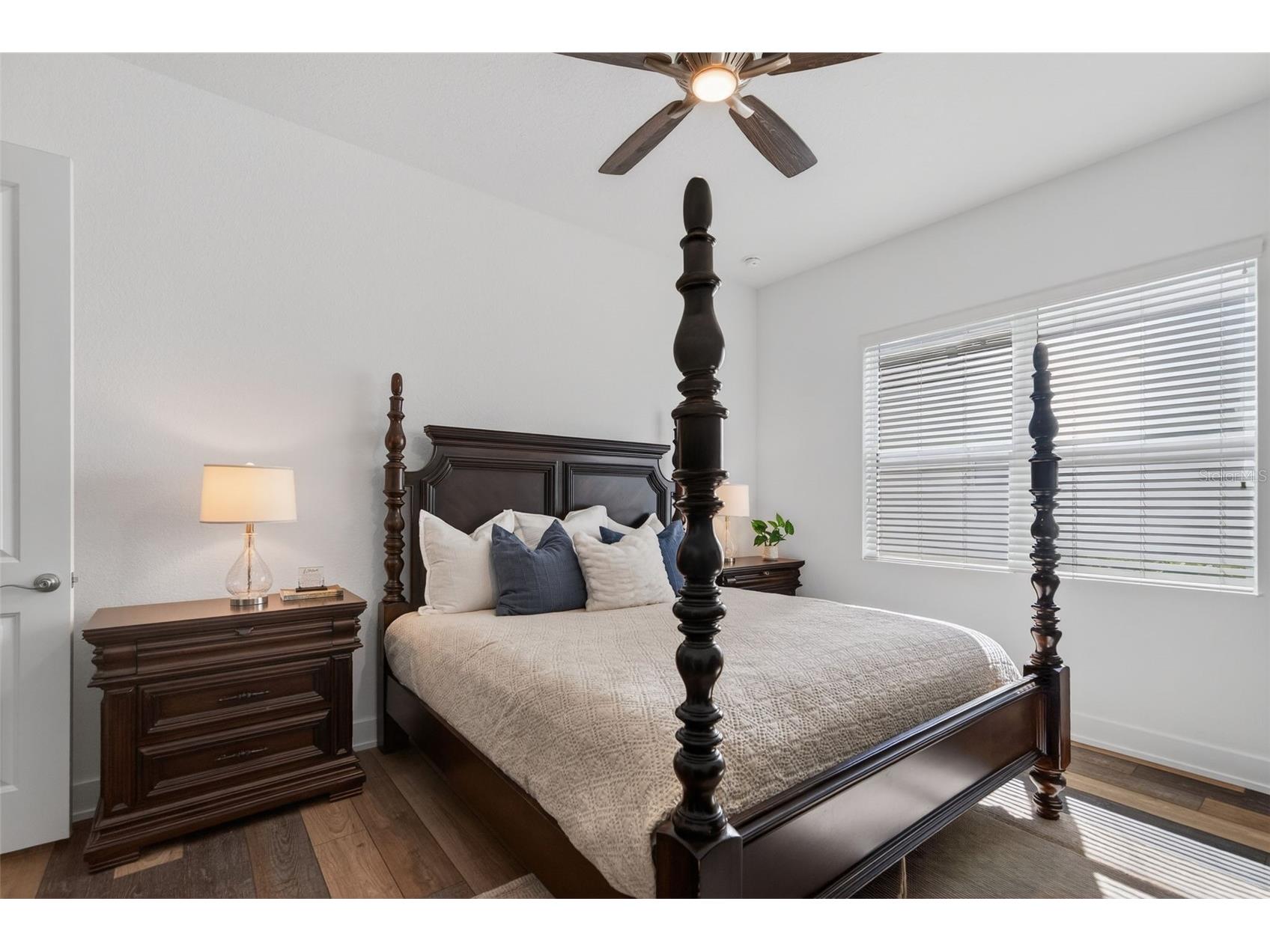 8276 Redonda Loop Lakewood Ranch FL 34202 A4679617 image64