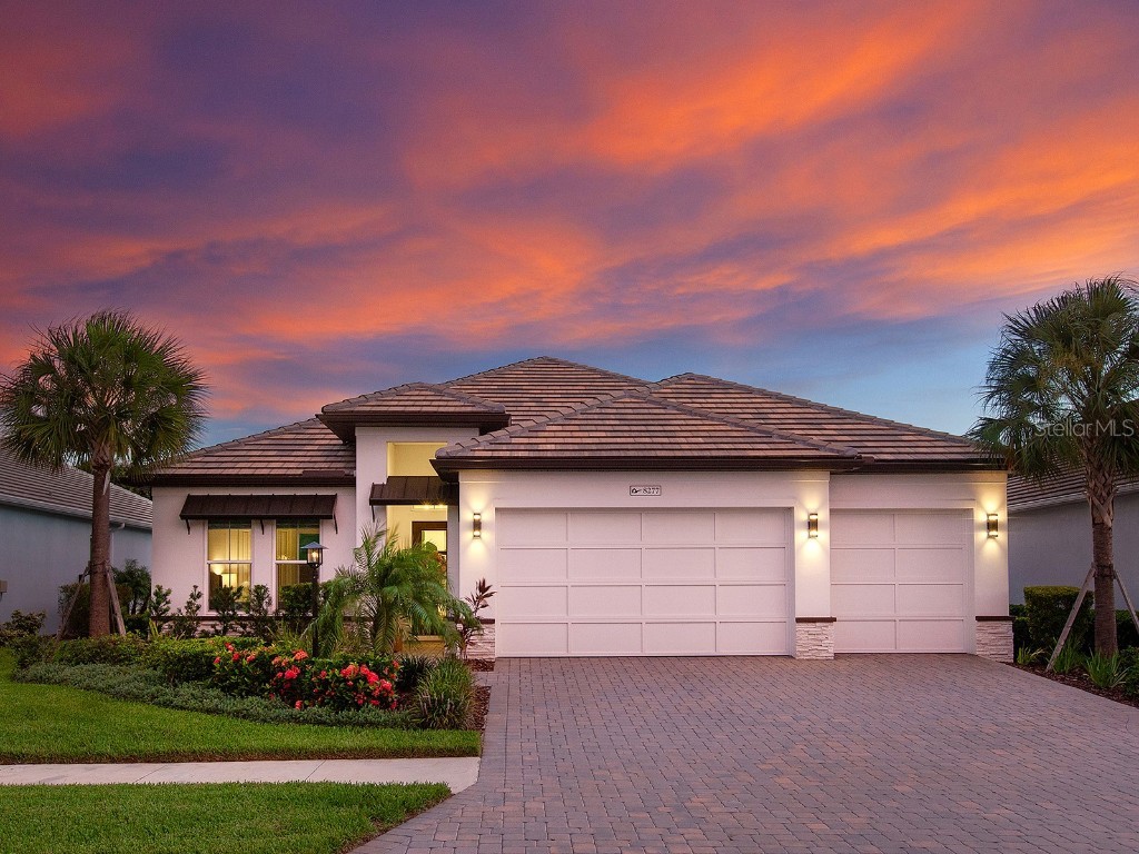 8277 Grande Shores Drive Sarasota FL 34240 A4616581 image1