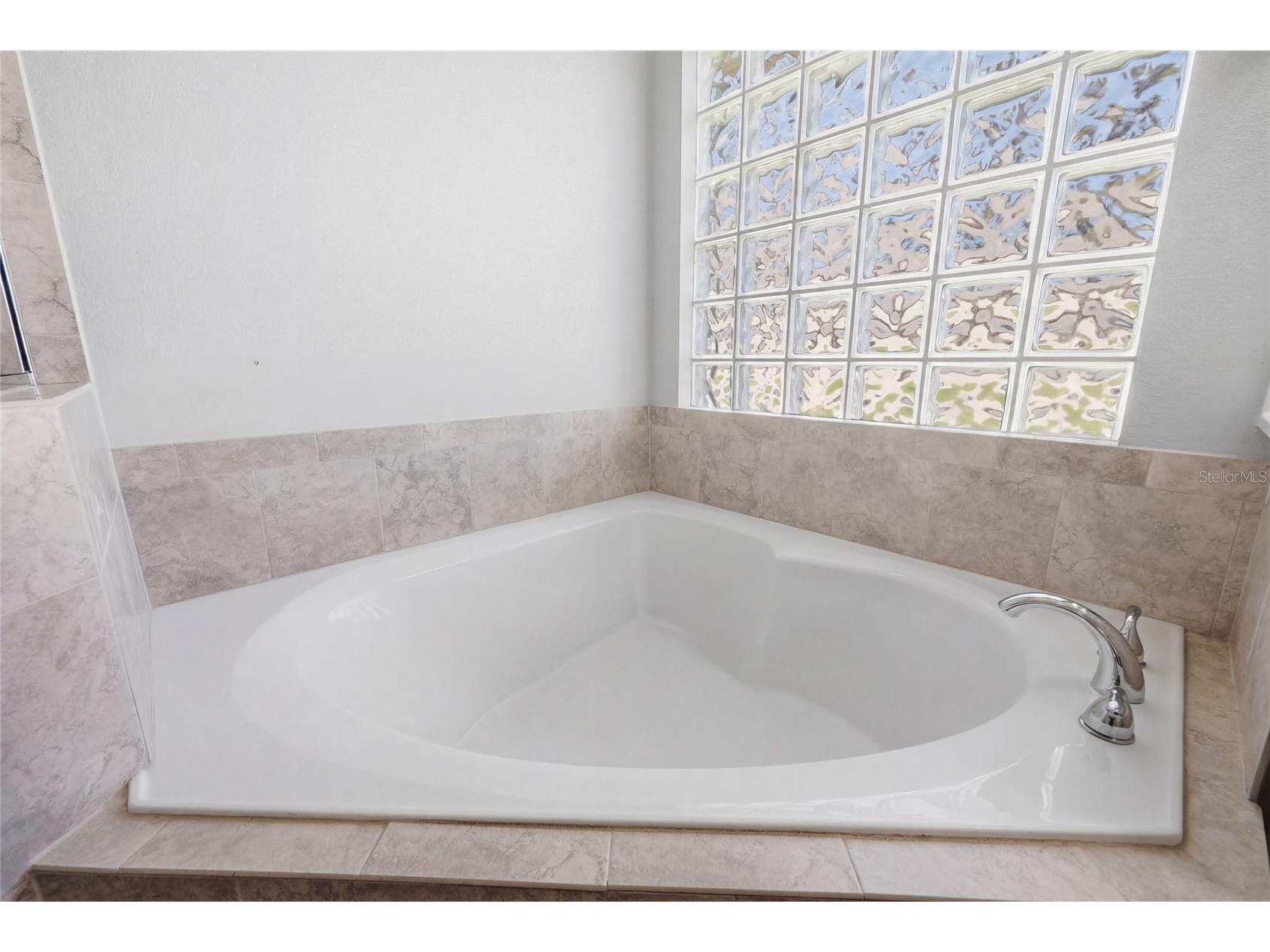 8279 NW 53rd Street Gainesville FL 32653 GC538563 image28