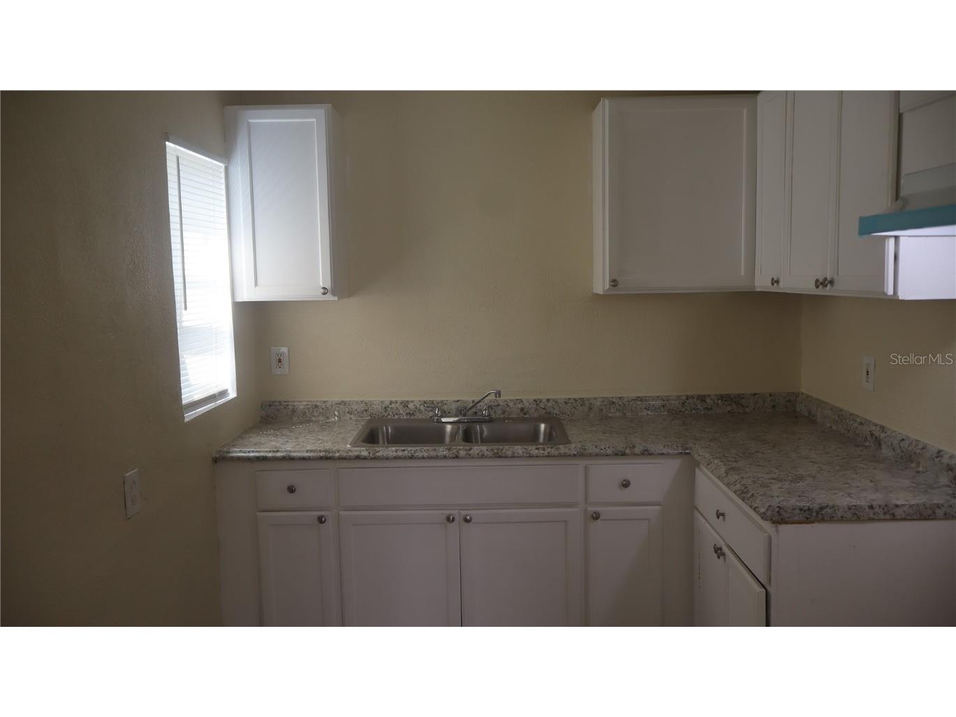 828 16th Avenue S Saint Petersburg FL 33701 TB8449746 image4