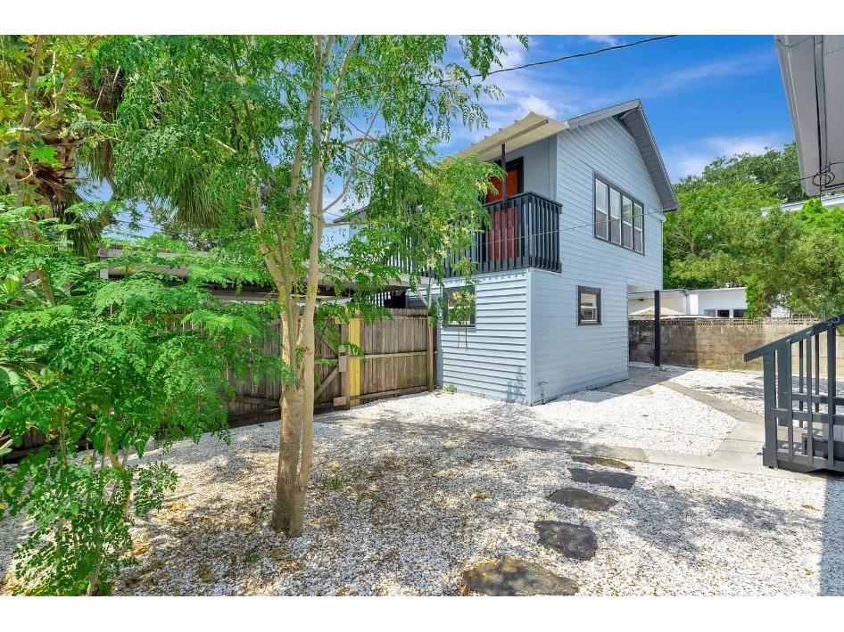 828 22nd Avenue N #1/2 Saint Petersburg FL 33704 TB8506236 image1