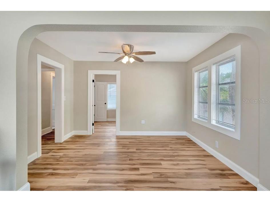 828 22nd Avenue N #1/2 Saint Petersburg FL 33704 TB8506236 image5