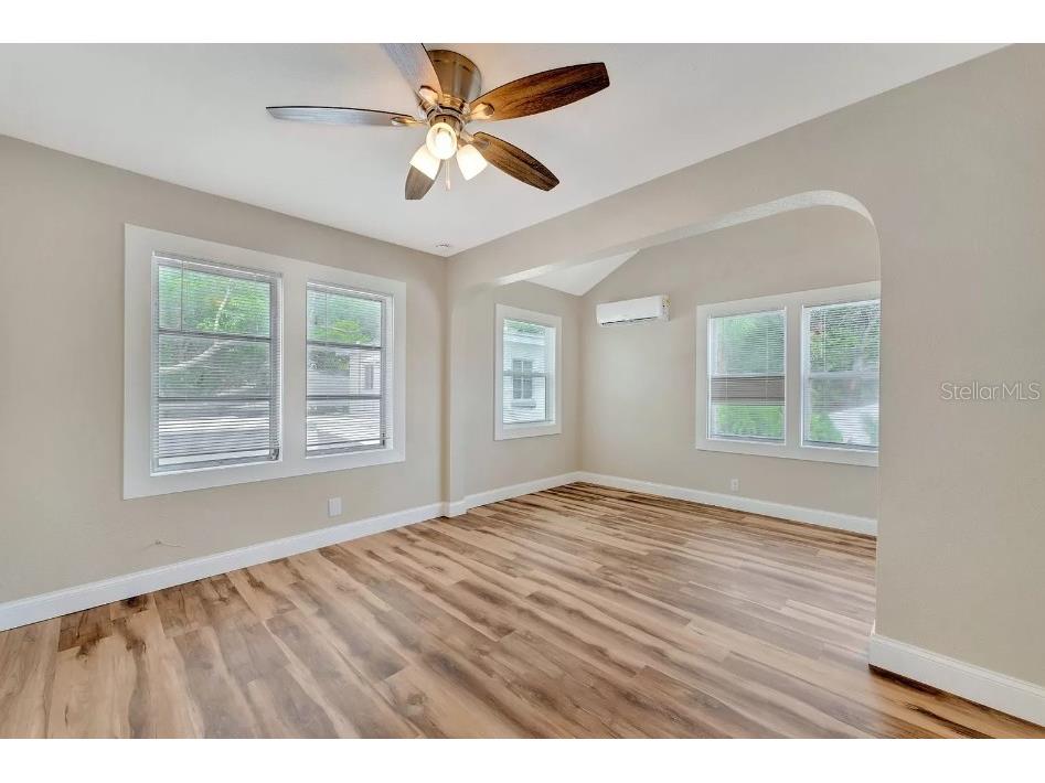 828 22nd Avenue N #1/2 Saint Petersburg FL 33704 TB8506236 image6