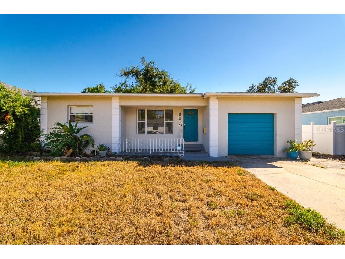 828 50th Avenue S Saint Petersburg FL 33705 TB8431549 image1