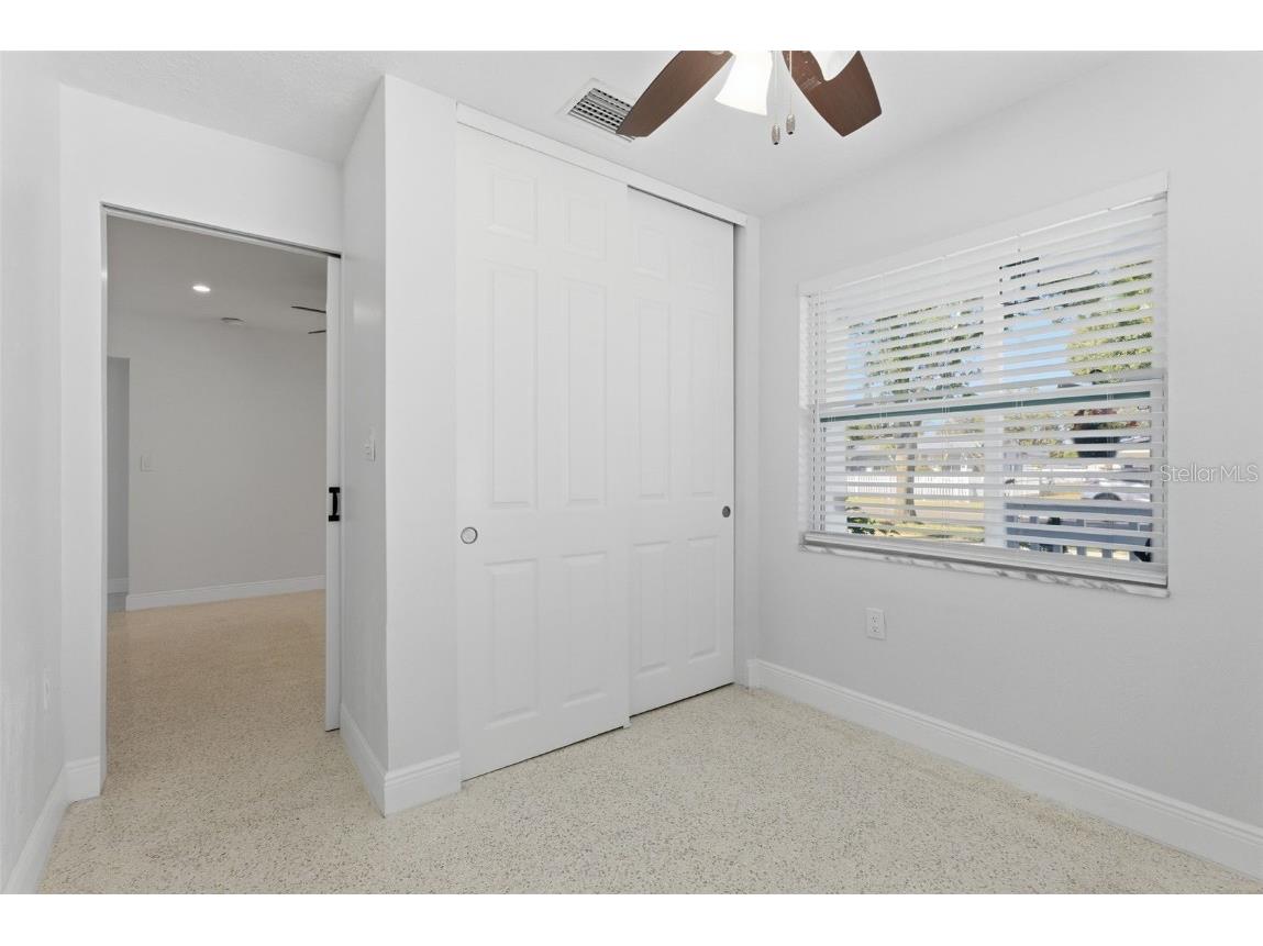 828 89th Avenue N Saint Petersburg FL 33702 TB8456204 image19