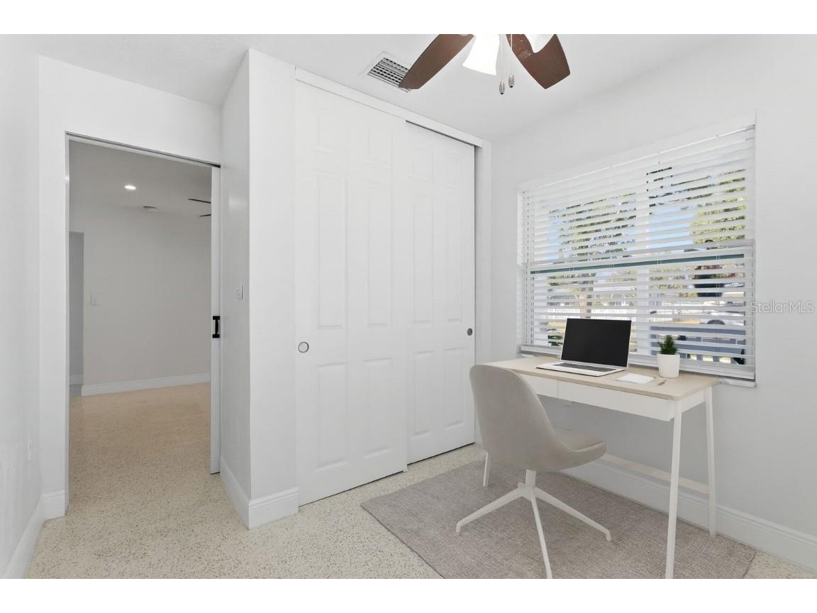 828 89th Avenue N Saint Petersburg FL 33702 TB8456204 image20