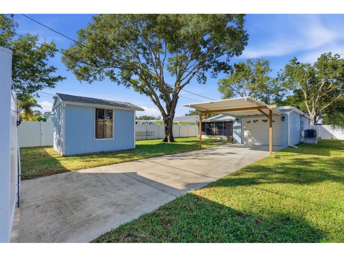 828 89th Avenue N Saint Petersburg FL 33702 TB8456204 image29
