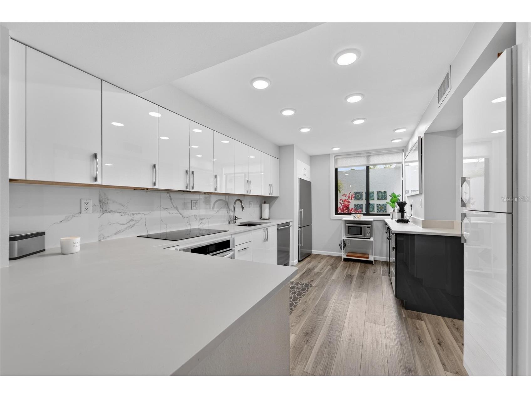 828 Bayport Way Longboat Key FL 34228 A4689635 image10