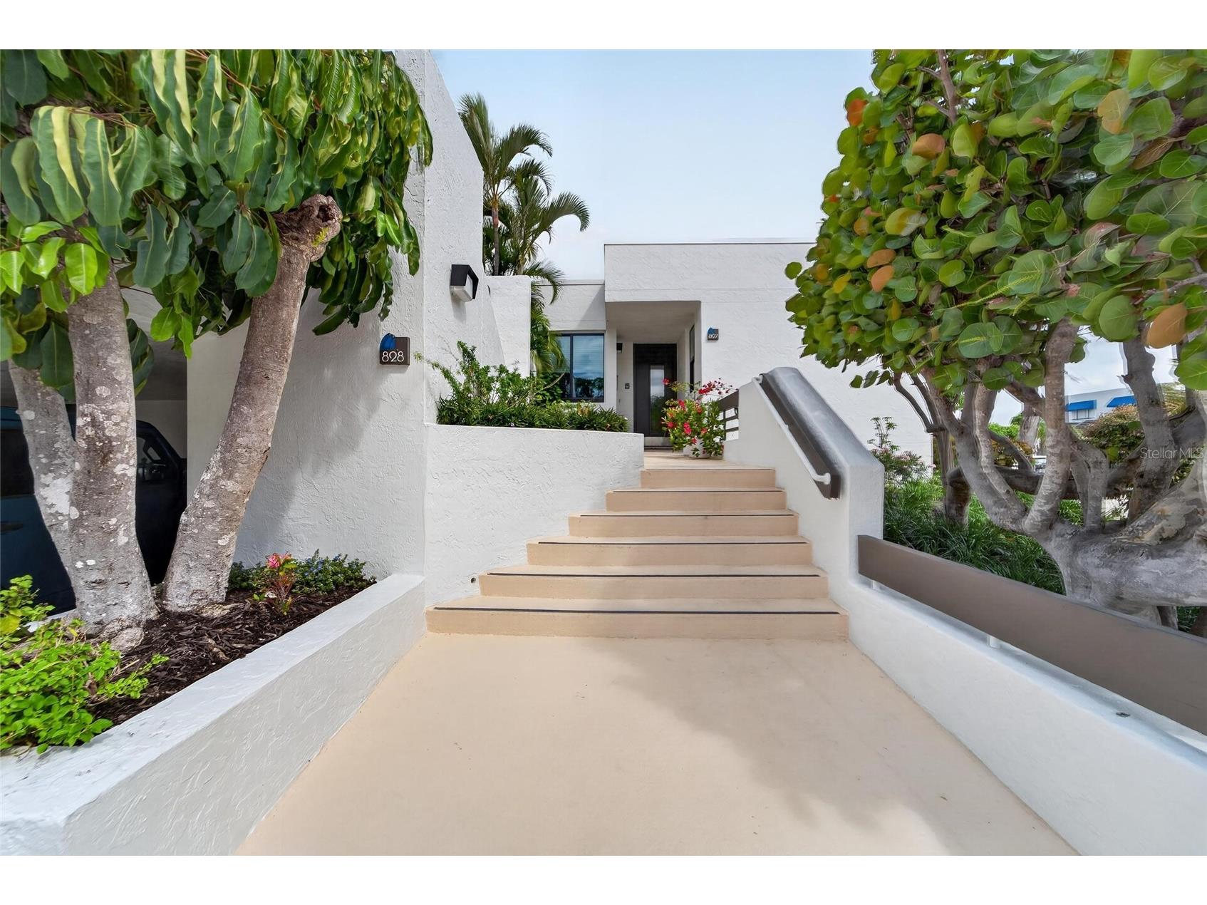 828 Bayport Way Longboat Key FL 34228 A4689635 image2