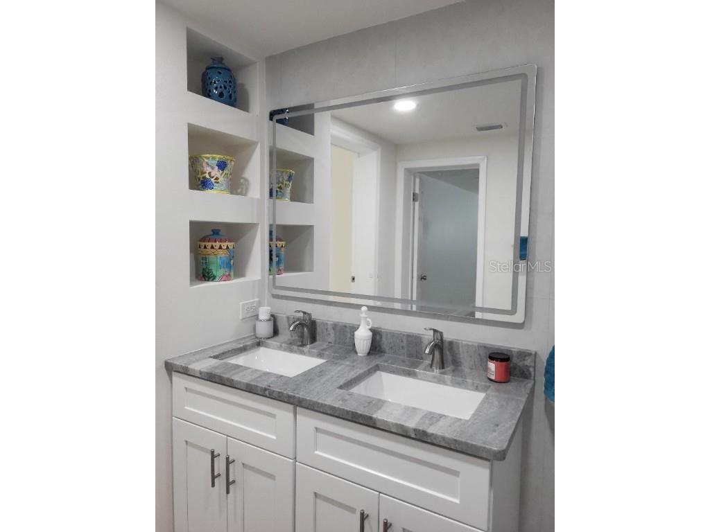 828 Blue Heron Boulevard Ruskin FL 33570 TB8436591 image24