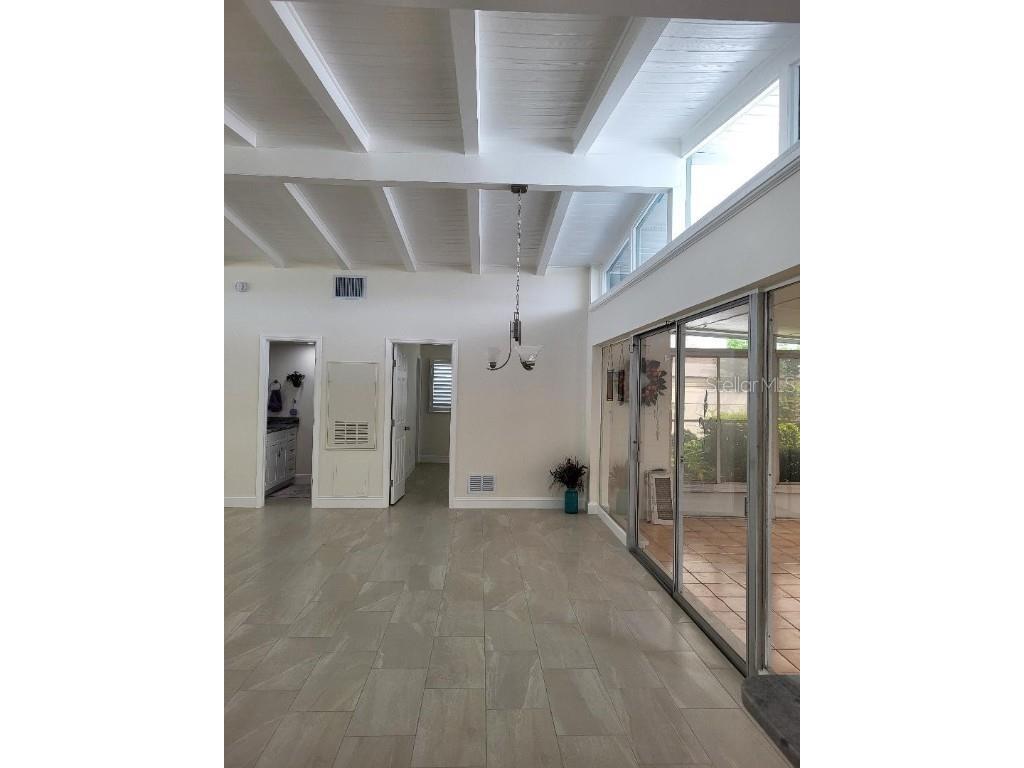 828 Blue Heron Boulevard Ruskin FL 33570 TB8436591 image3