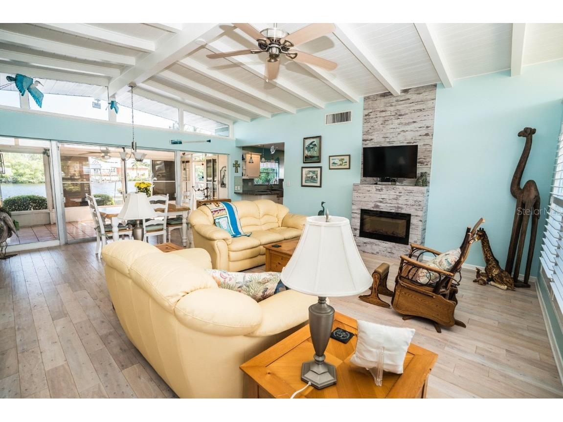 828 Blue Heron Boulevard Ruskin FL 33570 TB8436591 image6