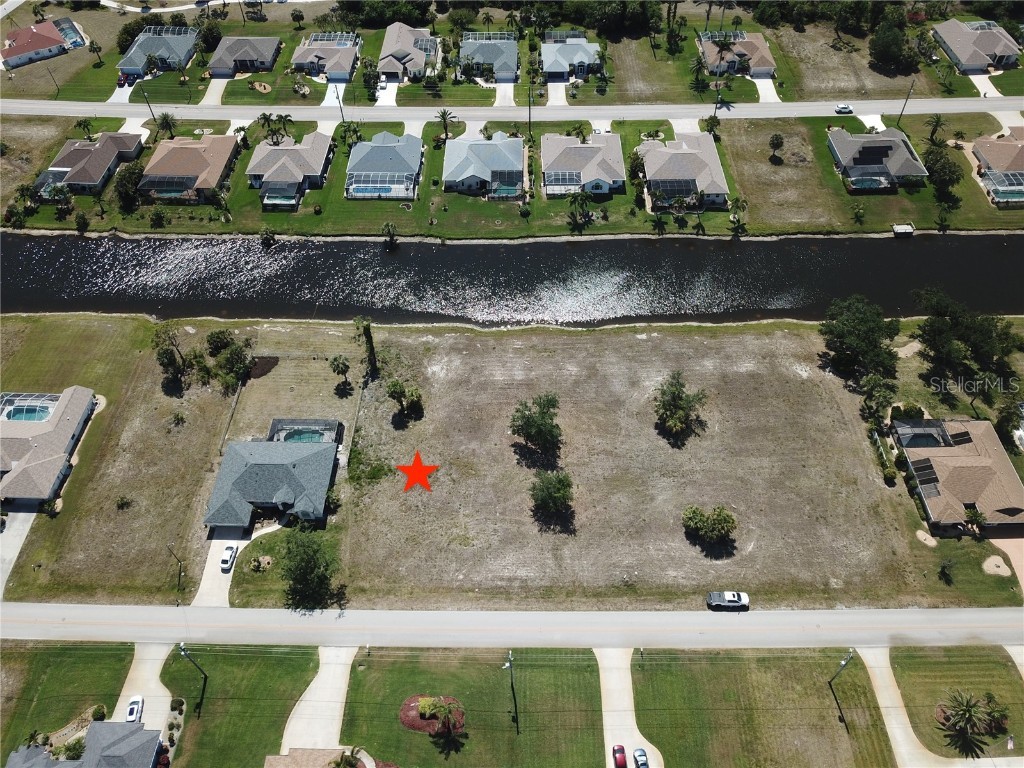 828 Boundary Boulevard Rotonda West FL 33947 - ROTONDA RIVER C7508591 image1