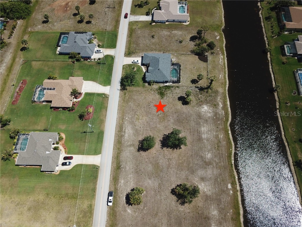 828 Boundary Boulevard Rotonda West FL 33947 - ROTONDA RIVER C7508591 image3
