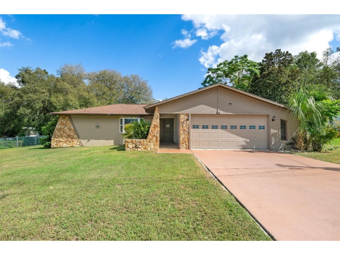 828 Cedar Avenue Inverness FL 34452 W7859088 image1