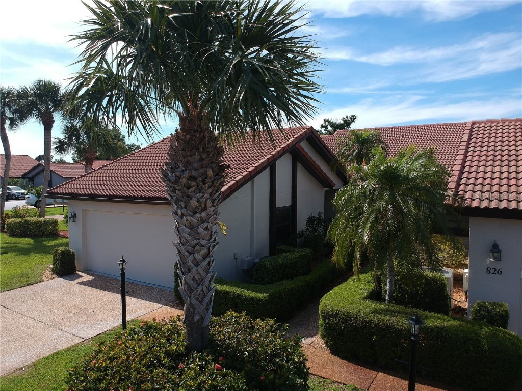 828 Country Club Circle #7 Venice FL 34293 A4606468 image1
