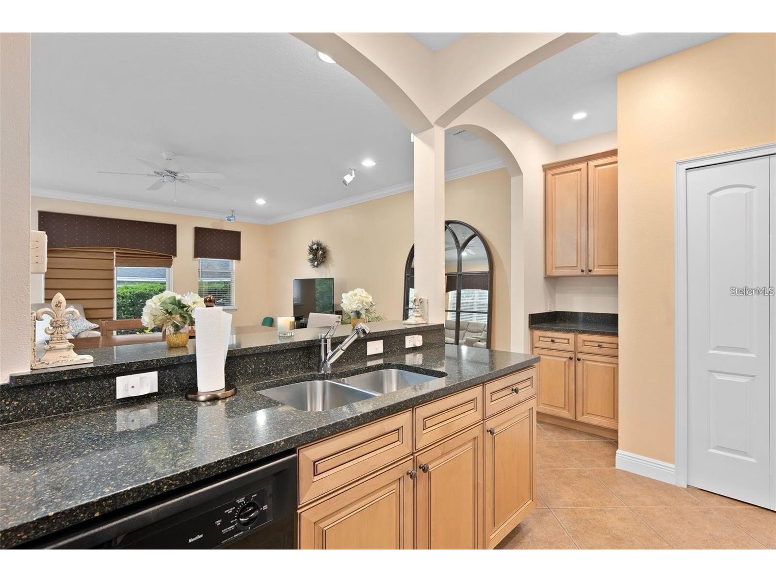 828 Ellwood Avenue #J Orlando FL 32804 O6408245 image7