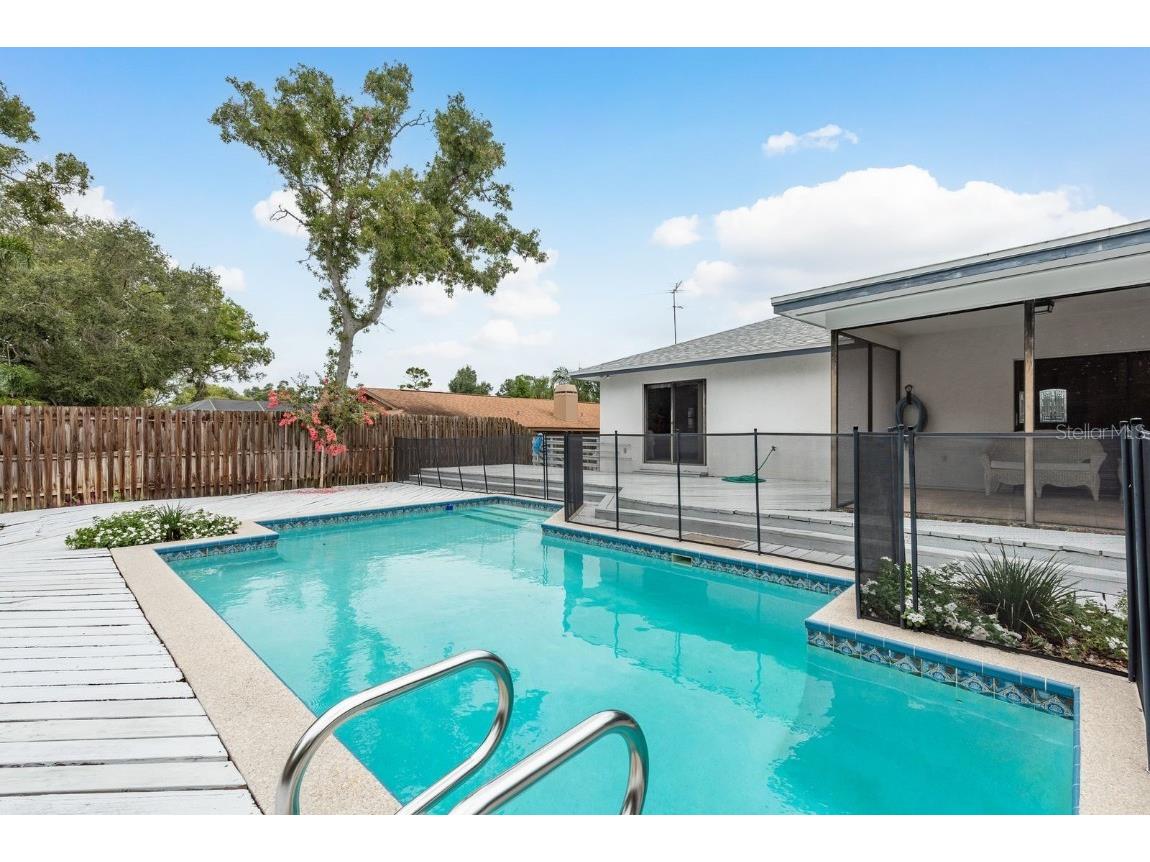 828 Lakeside Terrace Palm Harbor FL 34683 TB8412903 image3