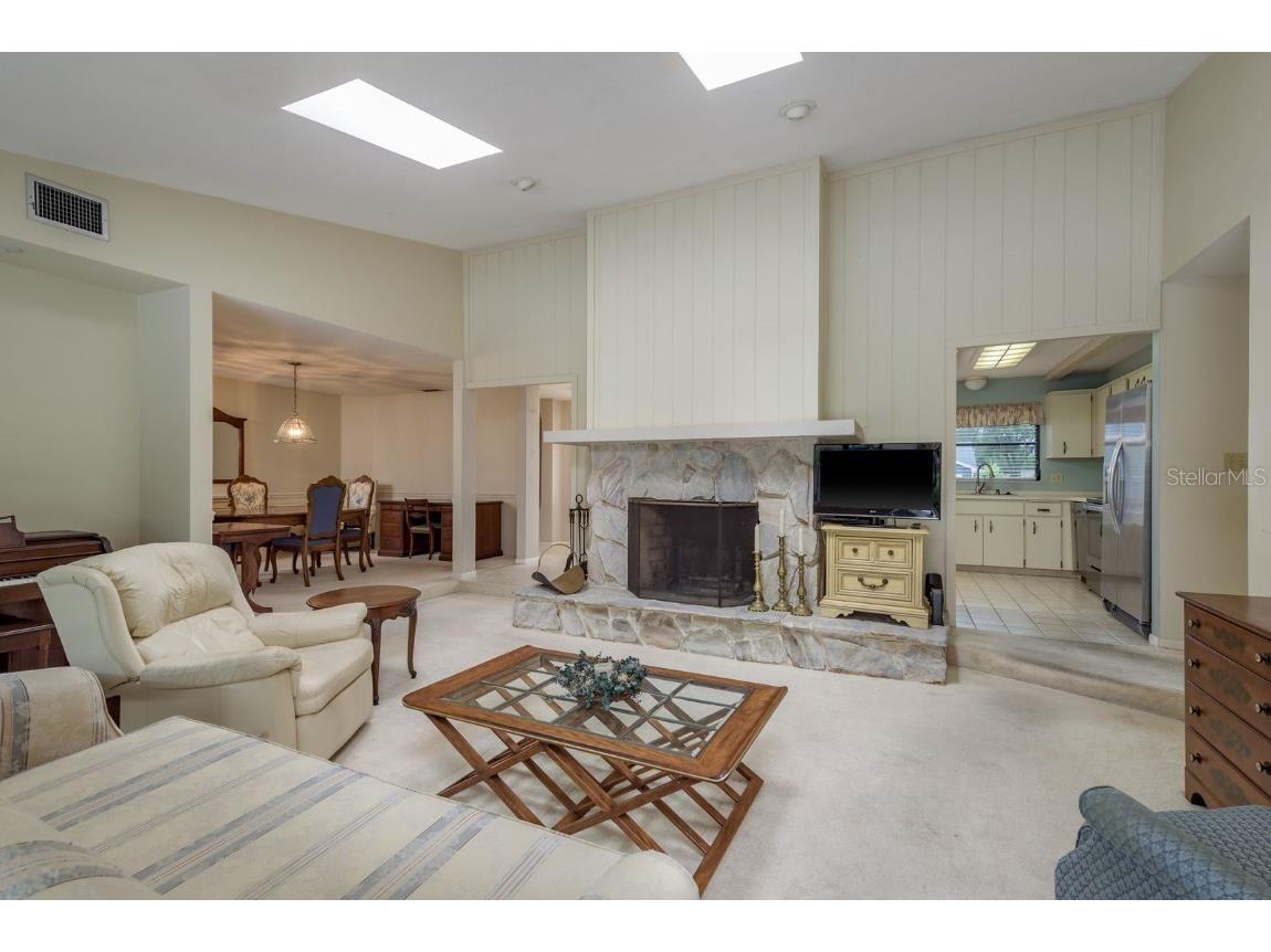 828 Lakeside Terrace Palm Harbor FL 34683 TB8412903 image6