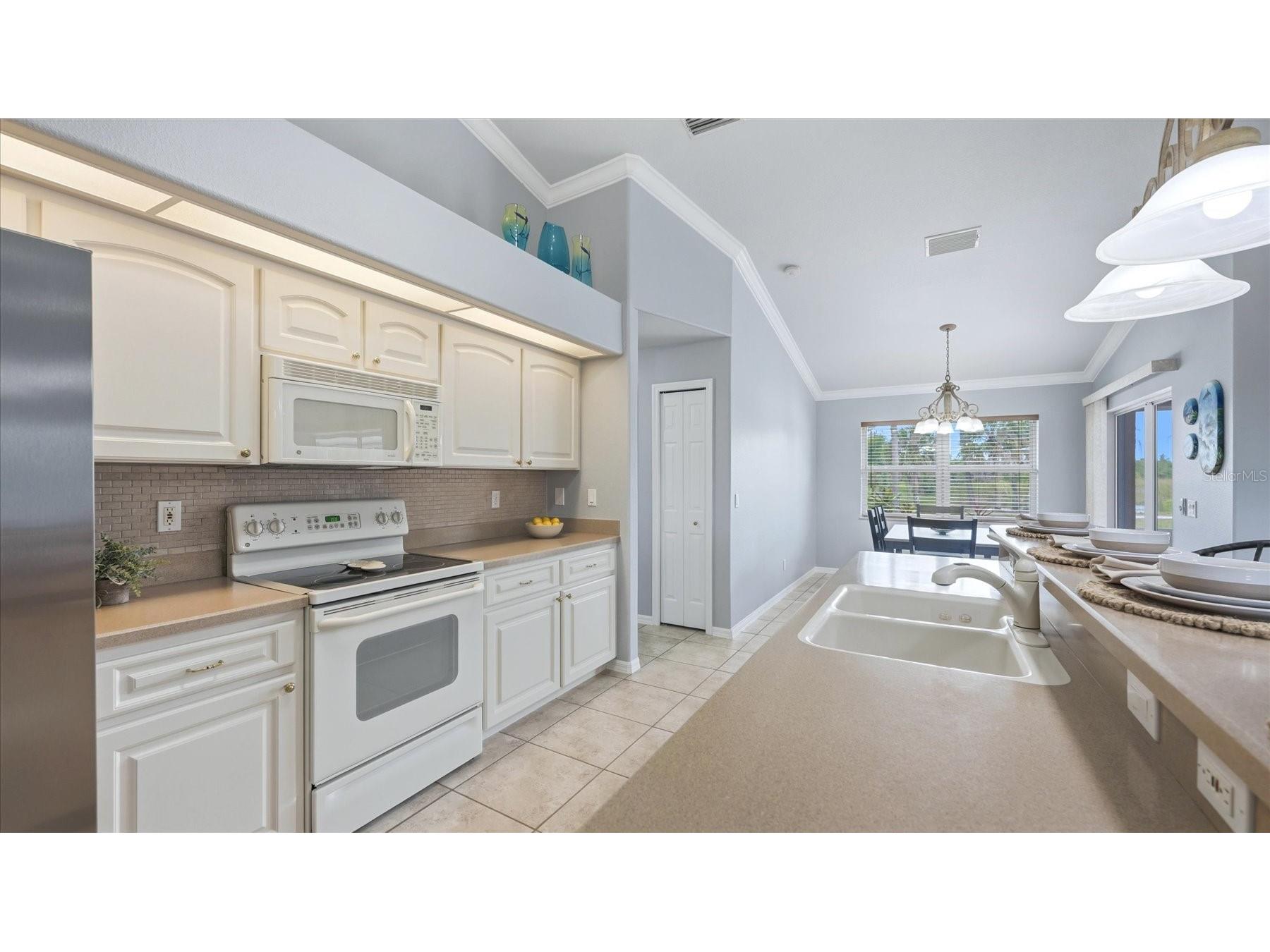 828 Rotonda Circle Rotonda West FL 33947 D6146943 image14