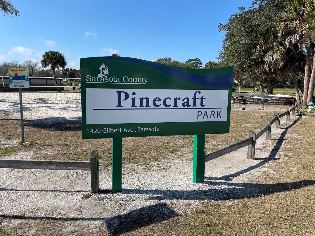 828 S Tuttle Avenue #B Sarasota FL 34237 A4671898 image55