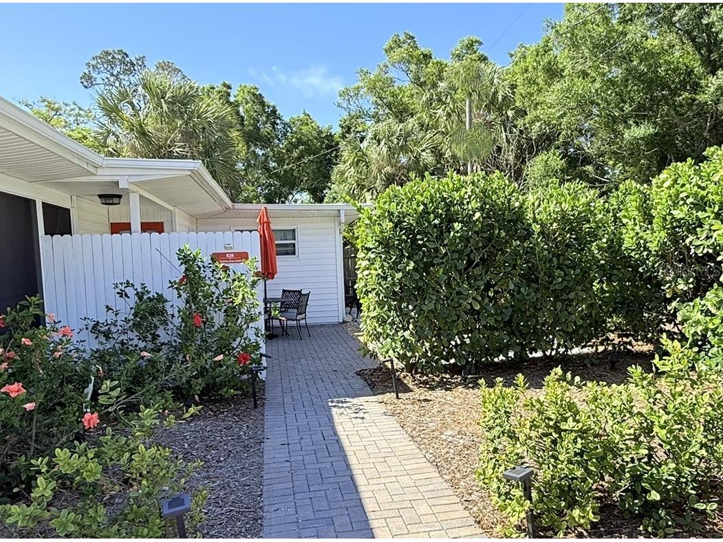 828 S Tuttle Avenue #B Sarasota FL 34237 A4689379 image18