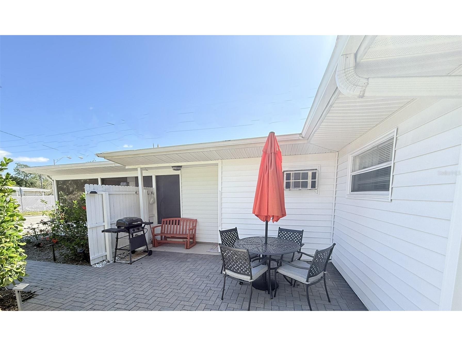 828 S Tuttle Avenue #B Sarasota FL 34237 A4689379 image26