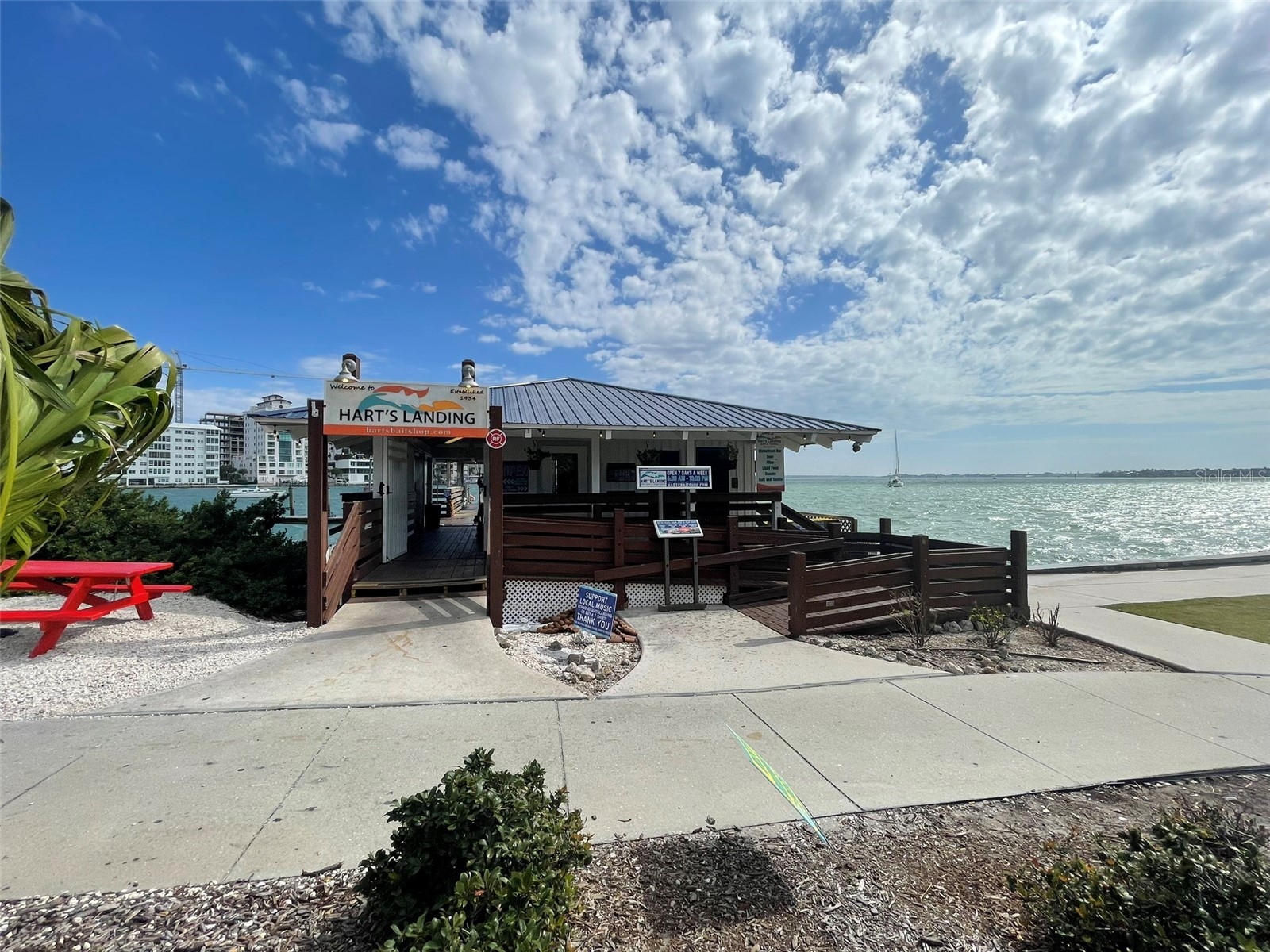 828 S Tuttle Avenue #B Sarasota FL 34237 A4689379 image36