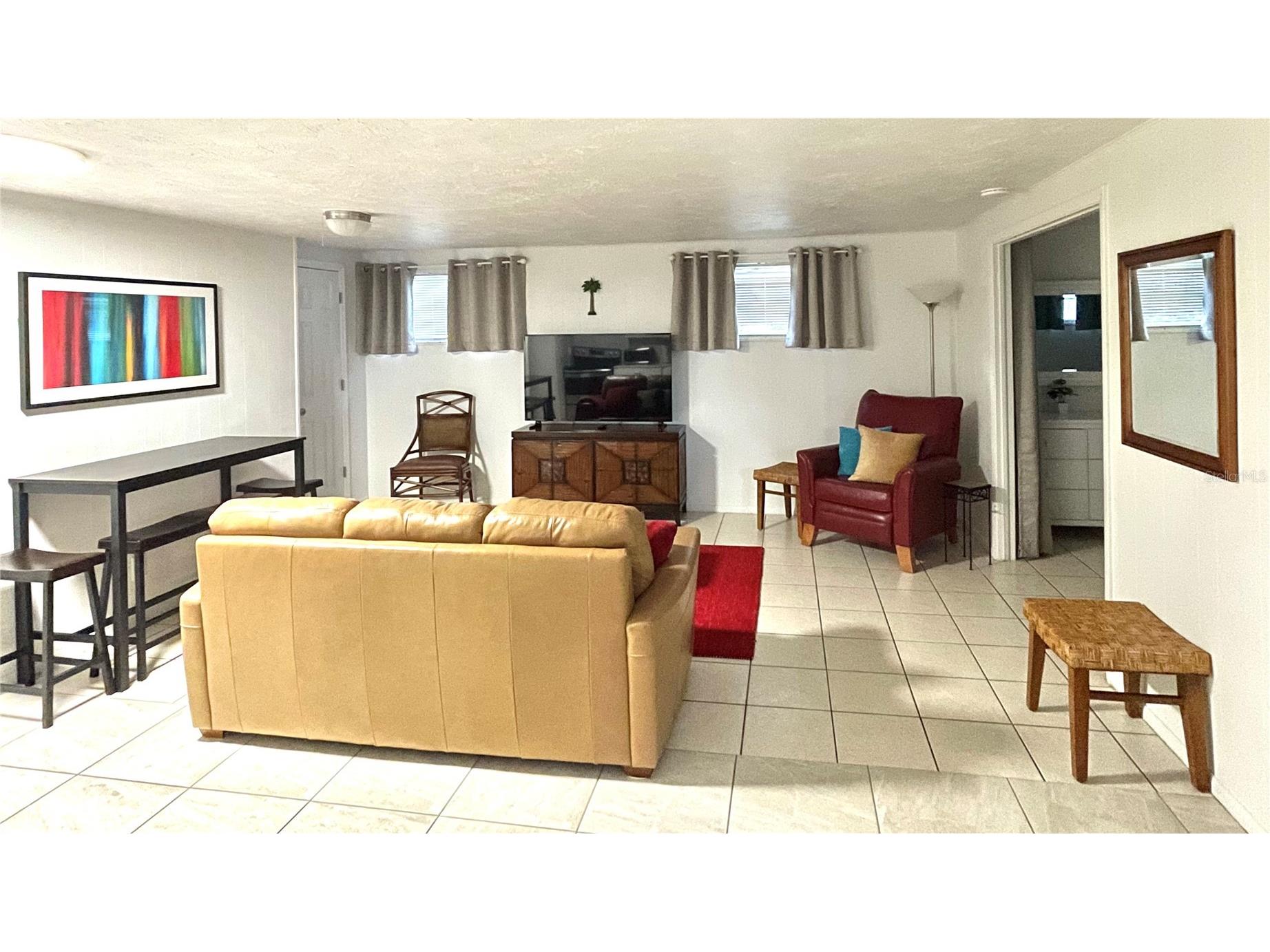 828 S Tuttle Avenue #B Sarasota FL 34237 A4689379 image4