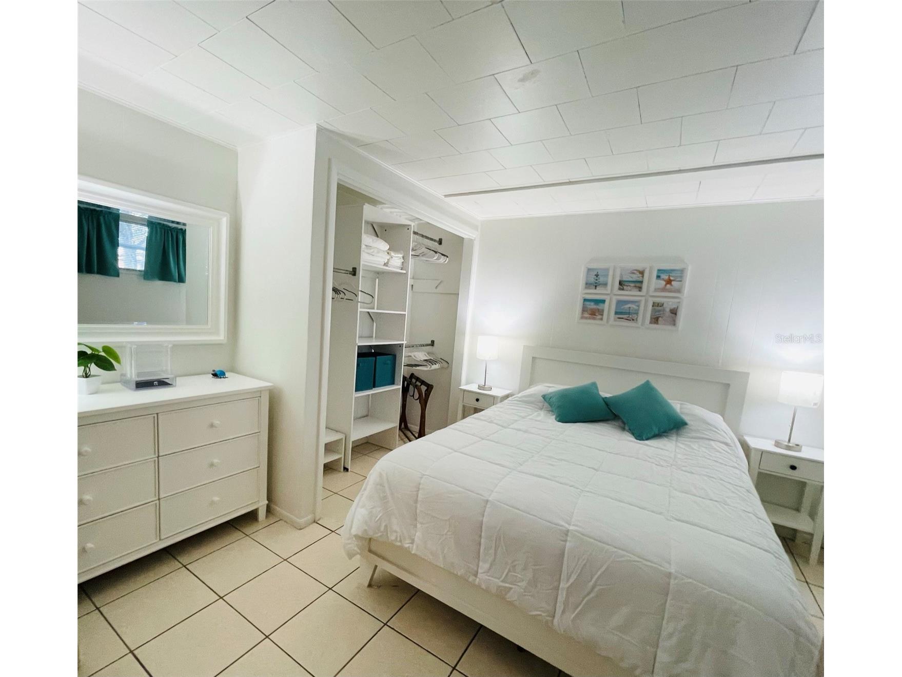 828 S Tuttle Avenue #B Sarasota FL 34237 A4689379 image7