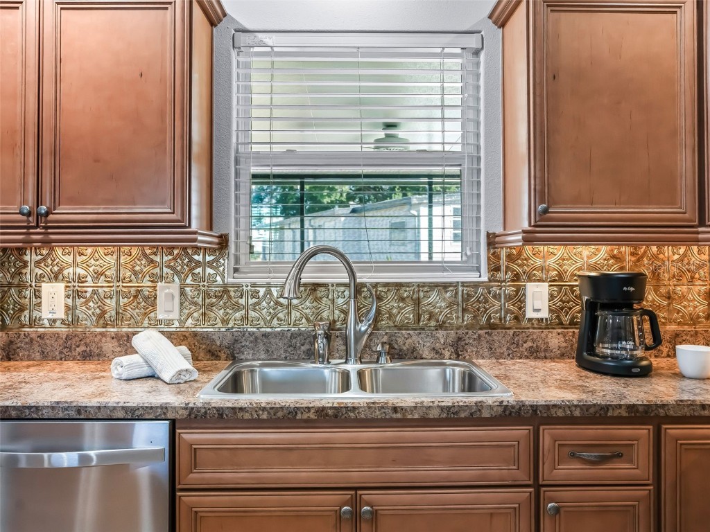 828 Silver Oak Avenue The Villages FL 32159 G5104555 image4