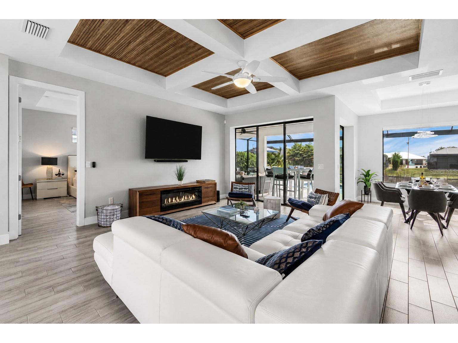 828 SW 28th Street Cape Coral FL 33914 TB8511134 image4