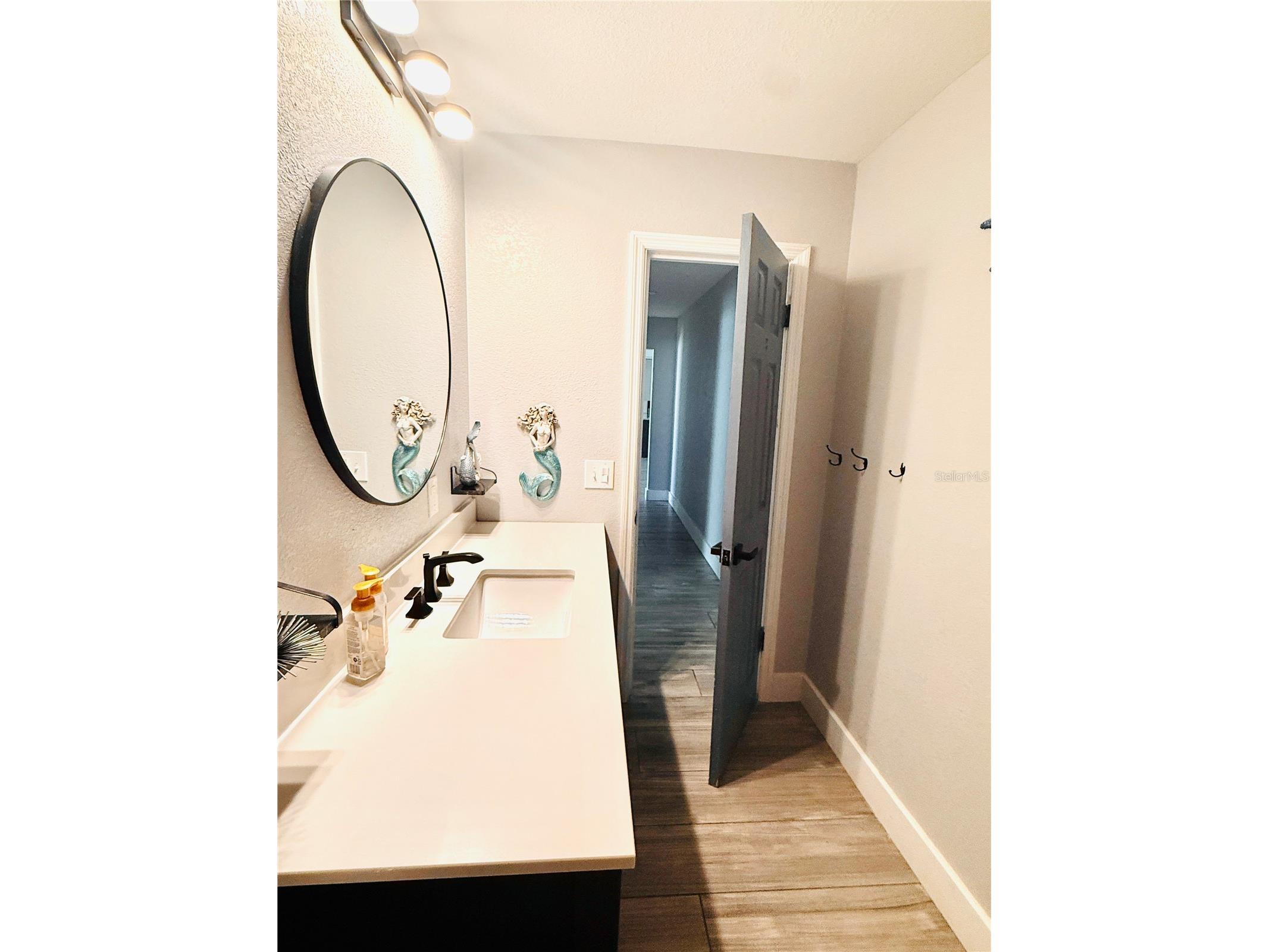 8280 32nd Avenue N Saint Petersburg FL 33710 TB8527852 image32