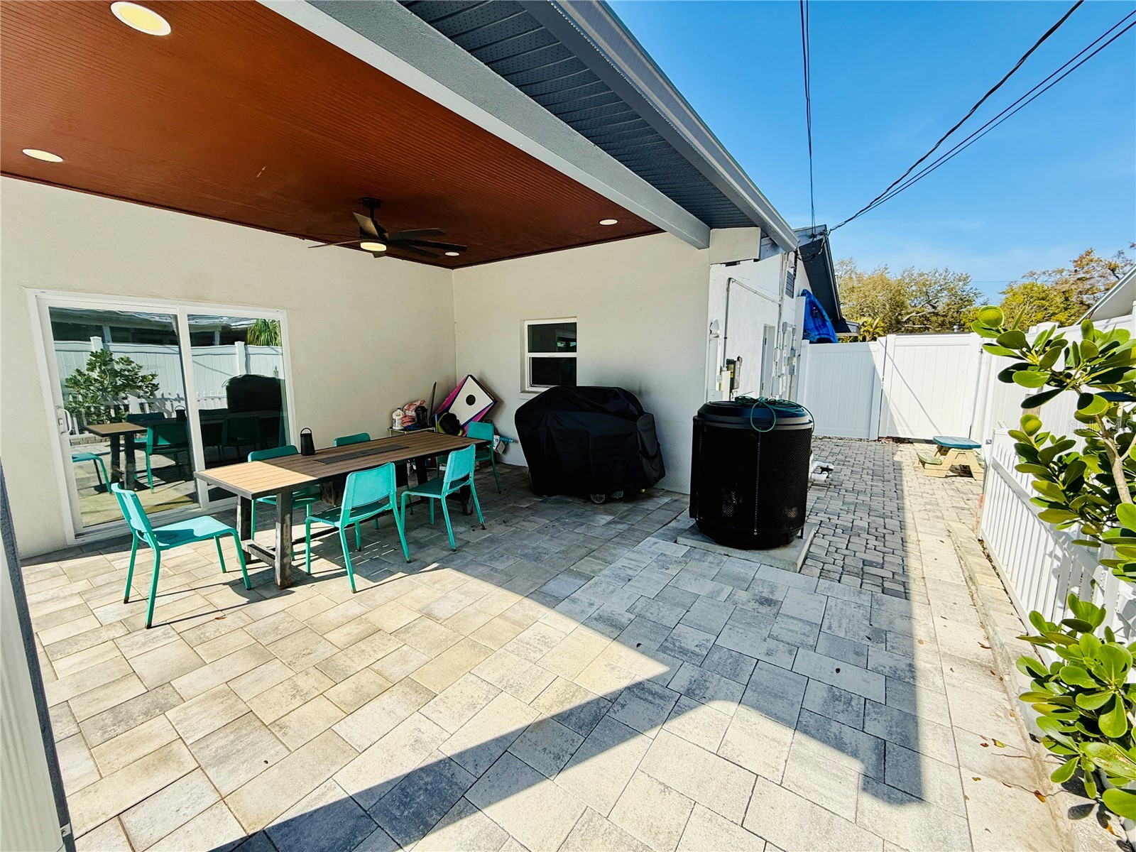 8280 32nd Avenue N Saint Petersburg FL 33710 TB8527852 image41