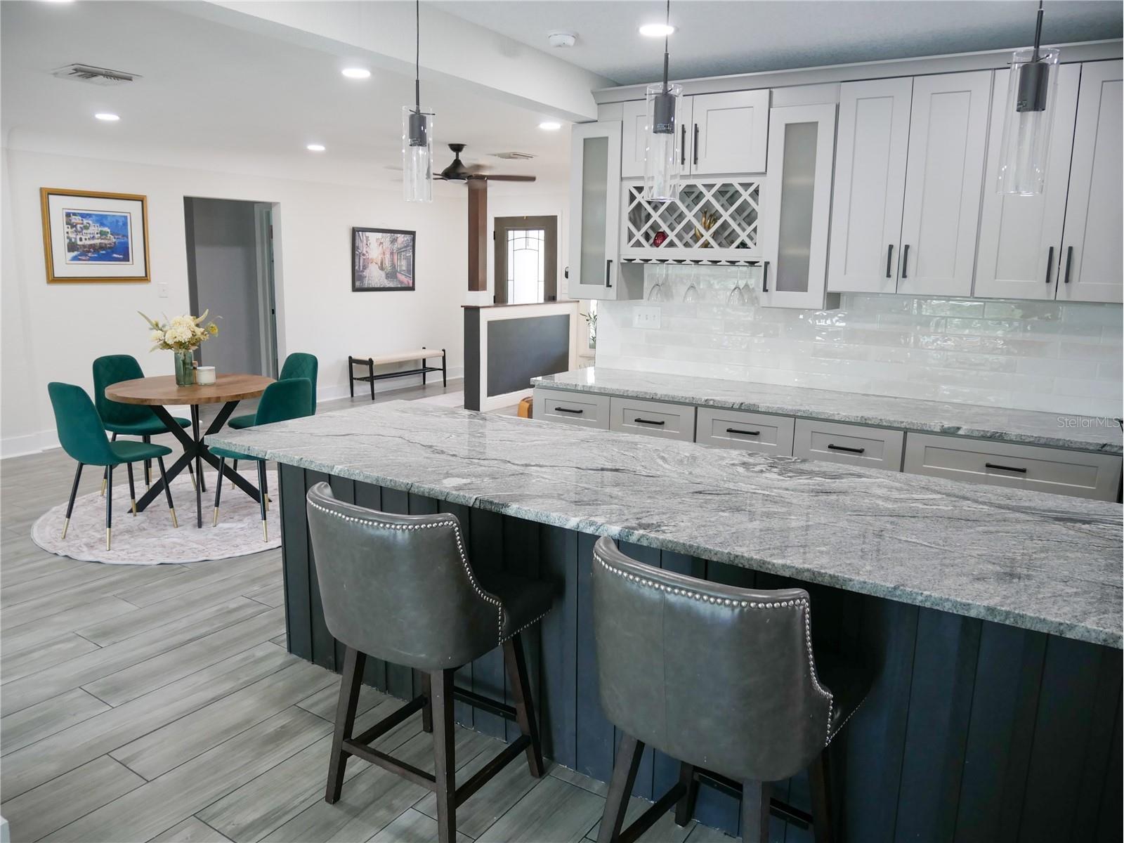 8280 32nd Avenue N Saint Petersburg FL 33710 TB8527852 image8