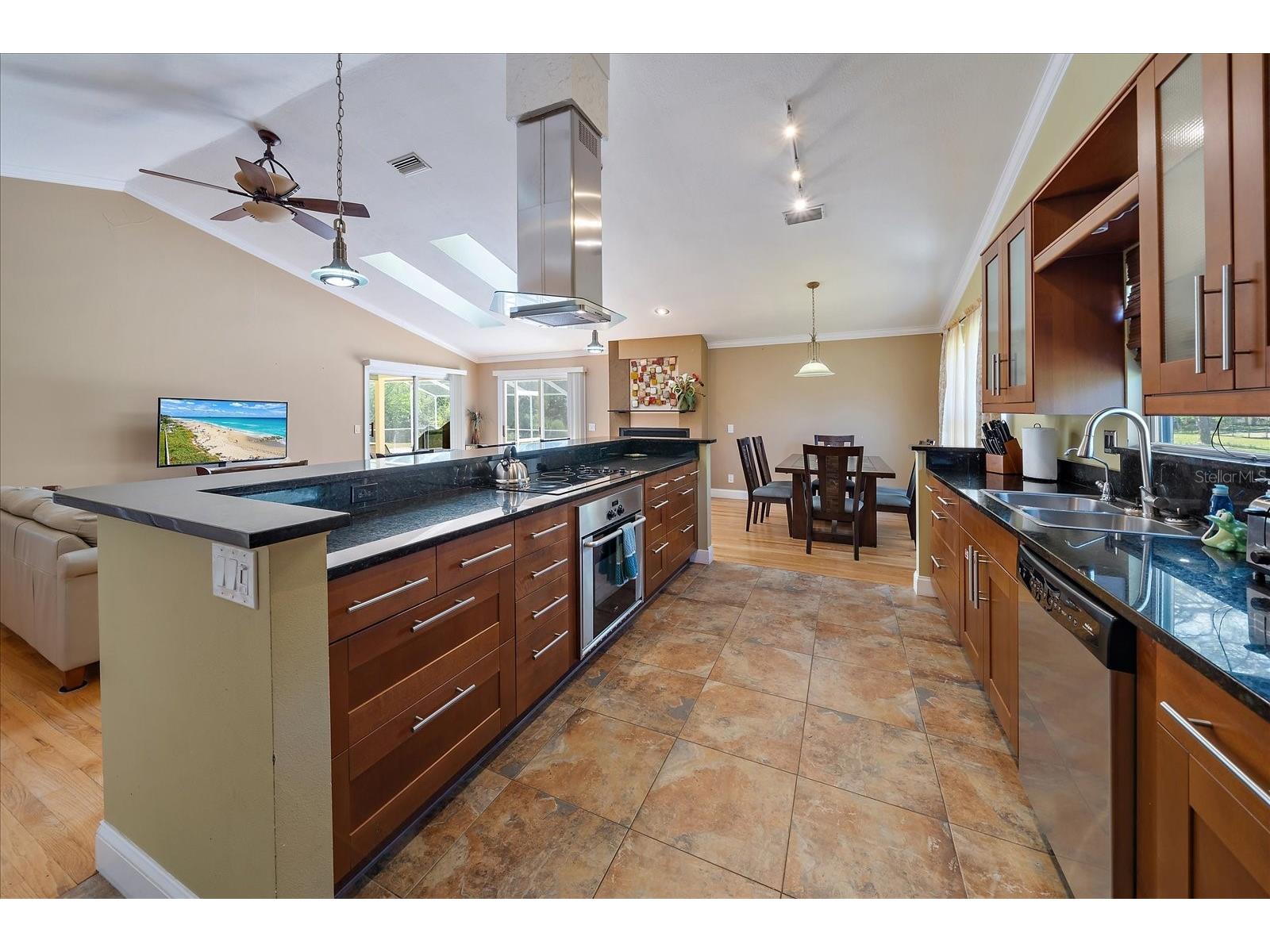 8280 Ibis Street Sarasota FL 34241 A4647903 image10