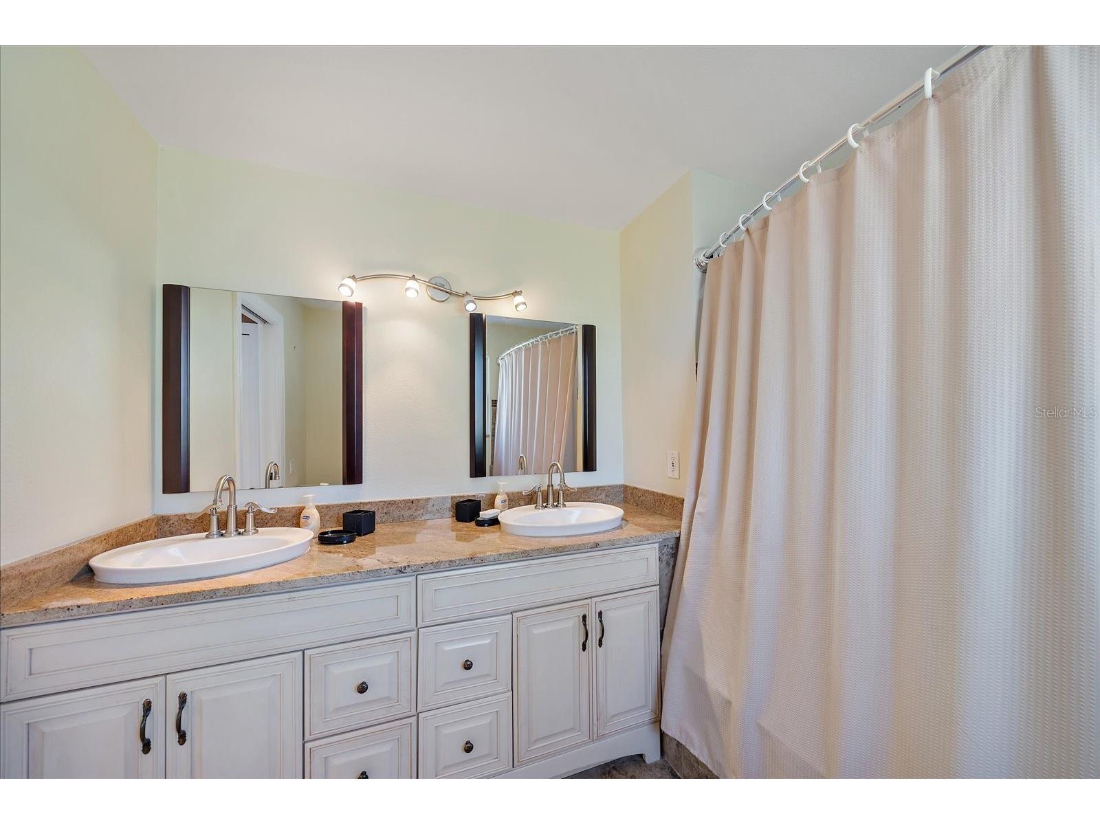 8280 Ibis Street Sarasota FL 34241 A4647903 image14