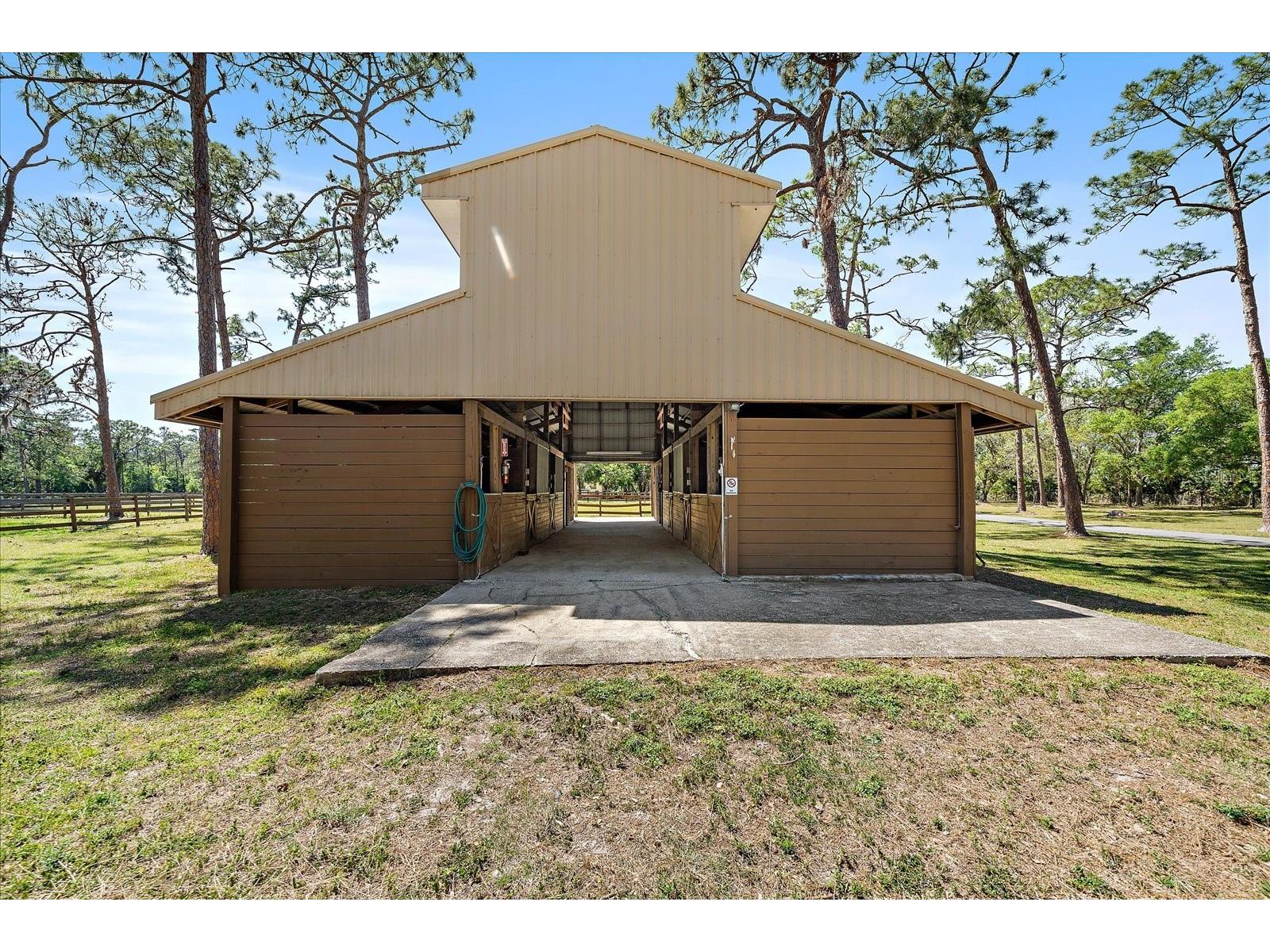 8280 Ibis Street Sarasota FL 34241 A4647903 image95