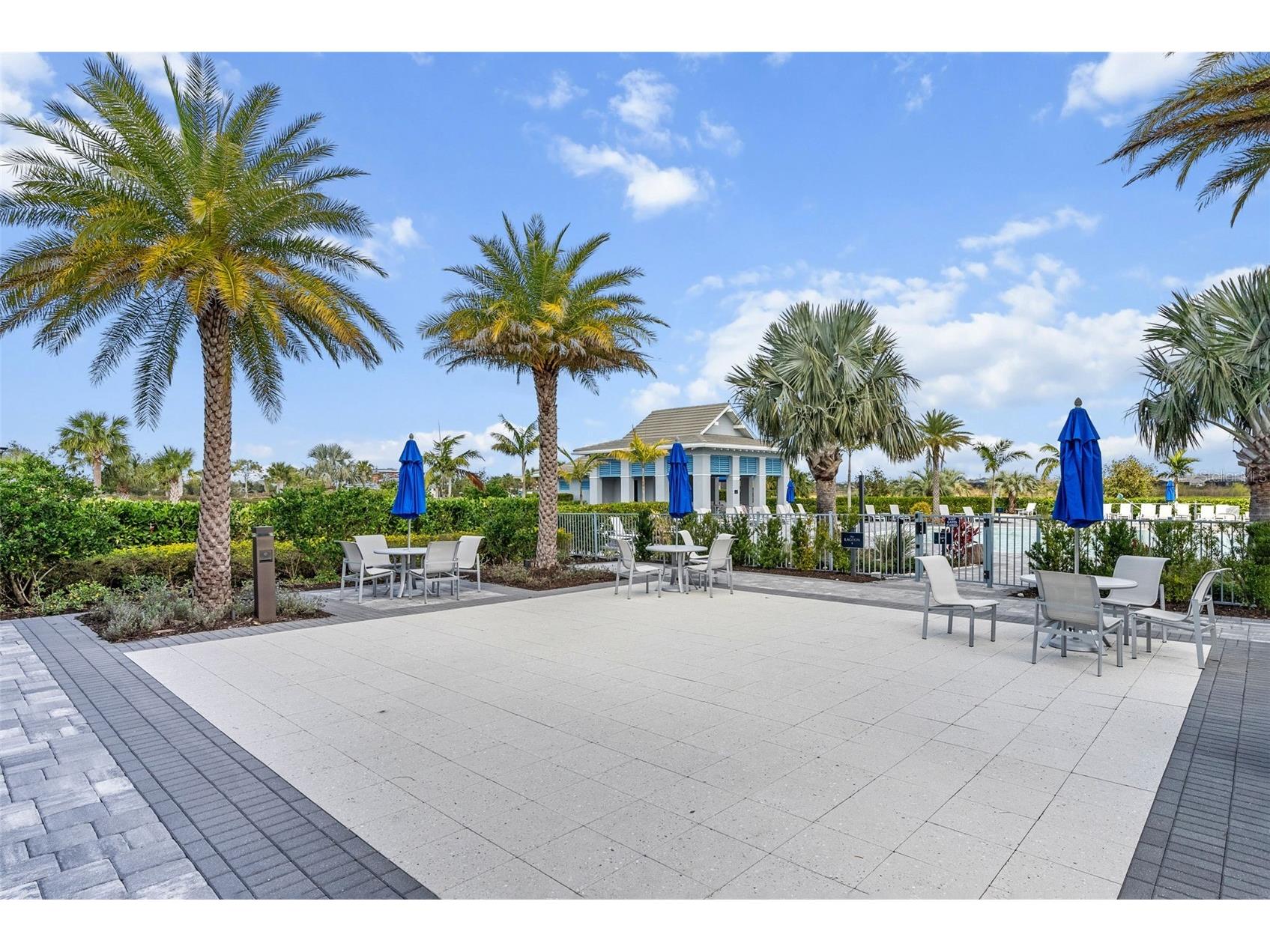 8280 Redonda Loop Lakewood Ranch FL 34202 A4676403 image93