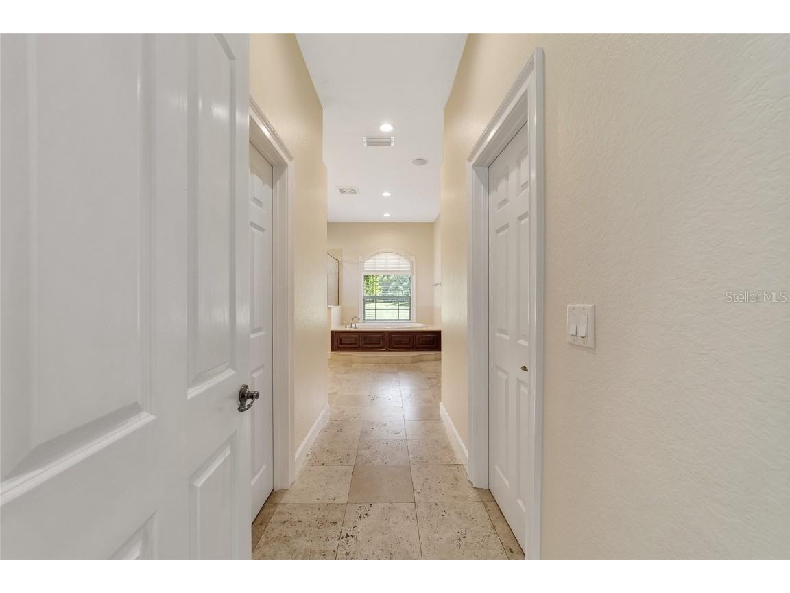 8280 SE 15th Court Ocala FL 34480 OM687331 image20