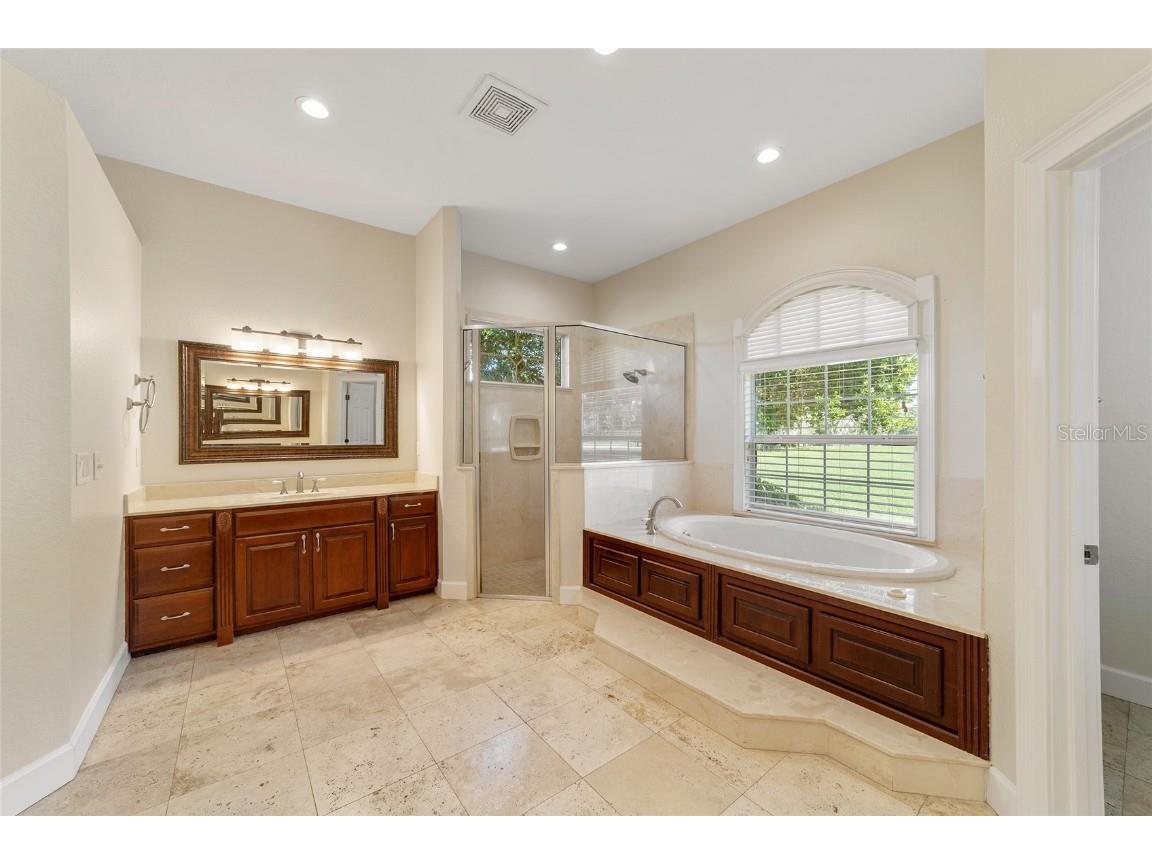 8280 SE 15th Court Ocala FL 34480 OM687331 image23