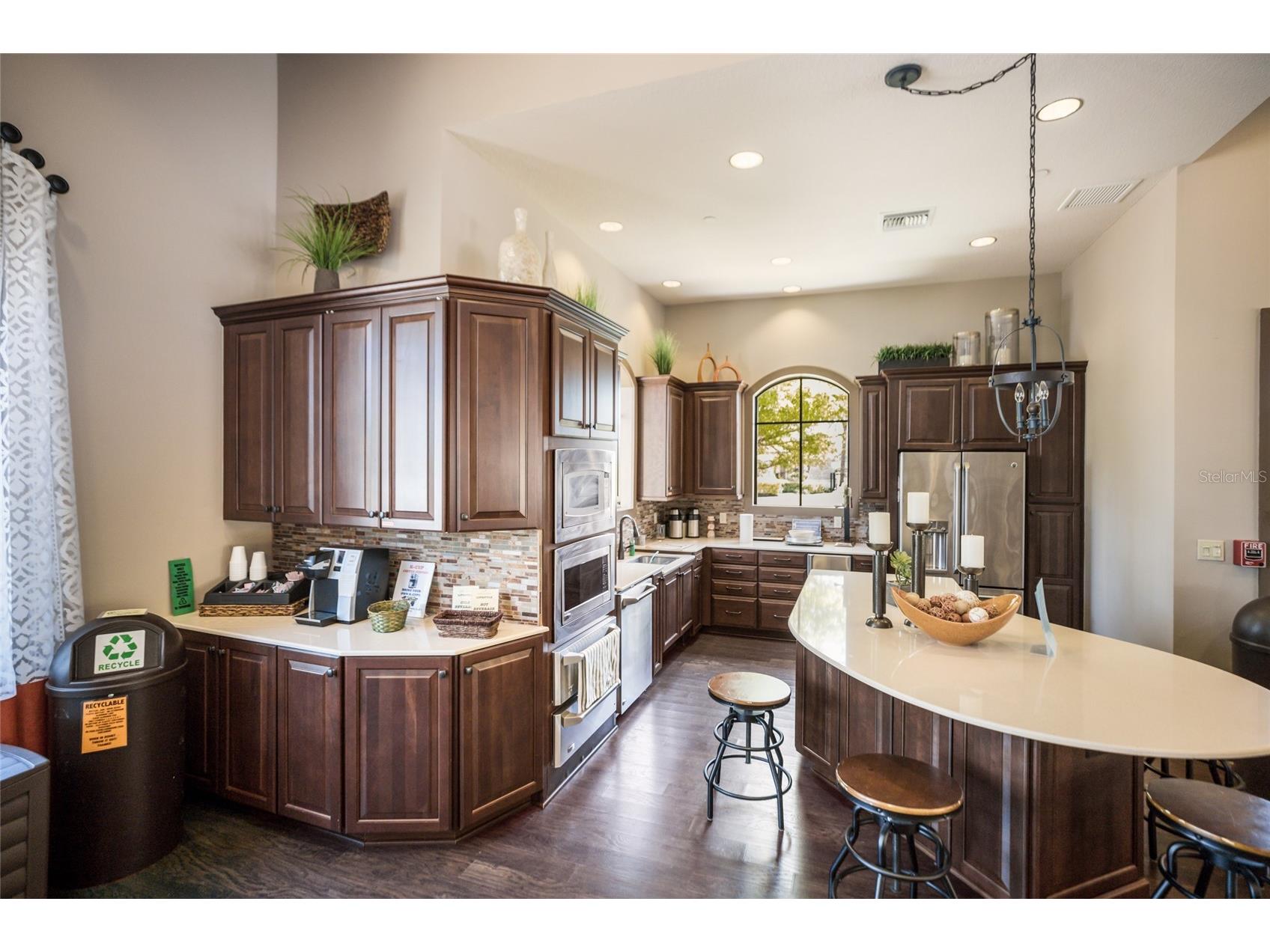 8280 Varenna Drive Sarasota FL 34231 A4690407 image39
