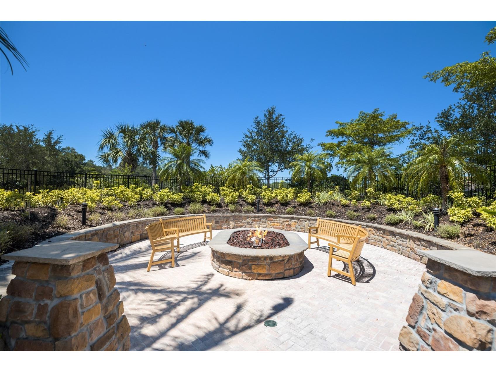 8280 Varenna Drive Sarasota FL 34231 A4690407 image42